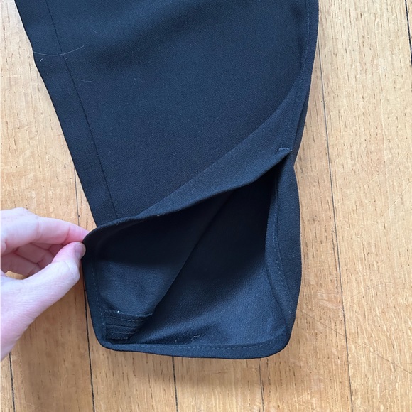 Banana Republic Black Cropped Straight Leg Dress Pant Size 4 - Picture 2 of 4